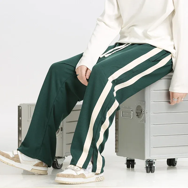 Herren Sportliche Lounge-Hose mit seitlichen Streifen Echo Archiv