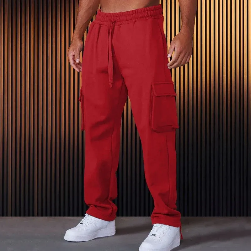 Herren Cargo-Jogginghose mit elastischem Bund und praktischen Seitentaschen – Bravaro