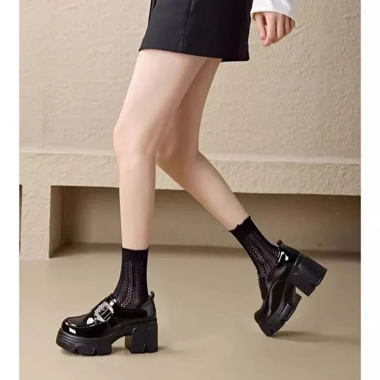 Damen Modische und elegante Lacklederschuhe mit Blockabsatz – Lioré