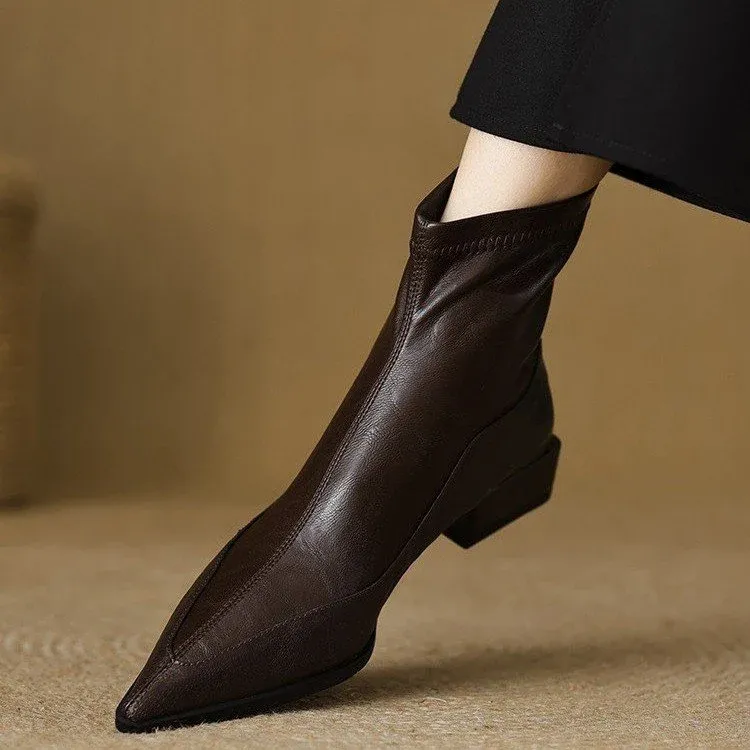 Damen Elegante spitze Stiefeletten – Varelle